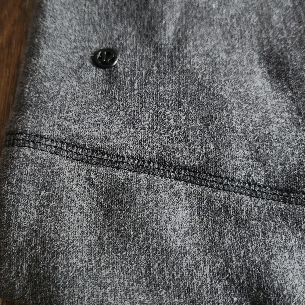 Lululemon Womens Jacket Gray Black Sweatshirt: En Route Athleisure Back Zip - Picture 9 of 9